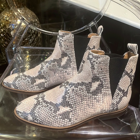 Animal print bootie - Picture 4 of 4